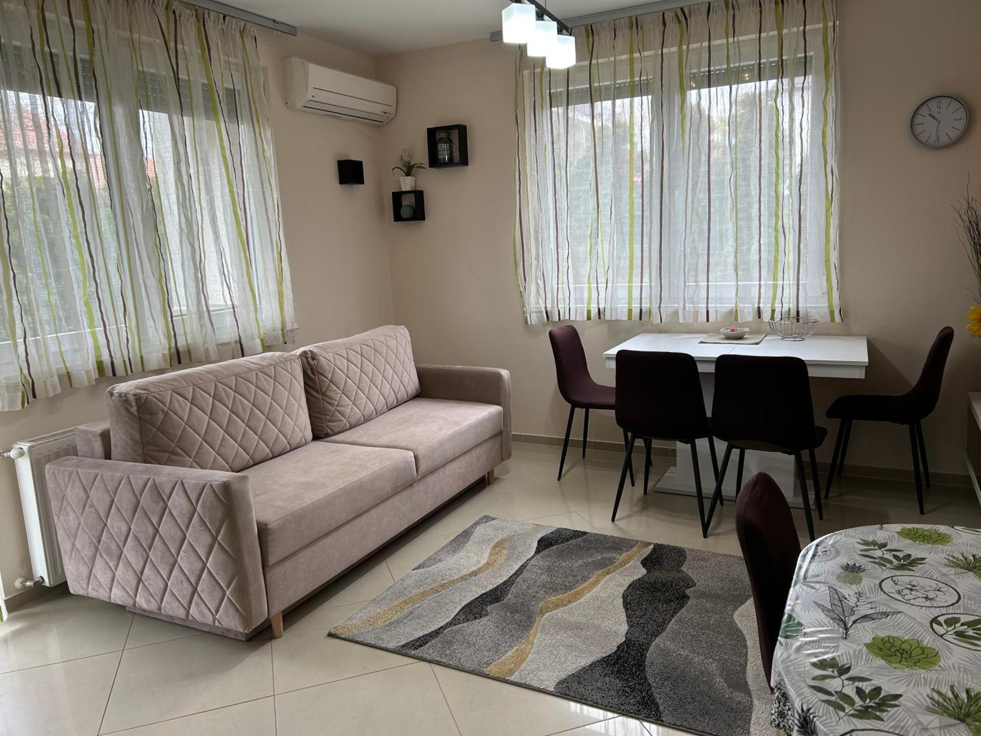 Mango Wellness Apartman Siófok Eksteriør bilde